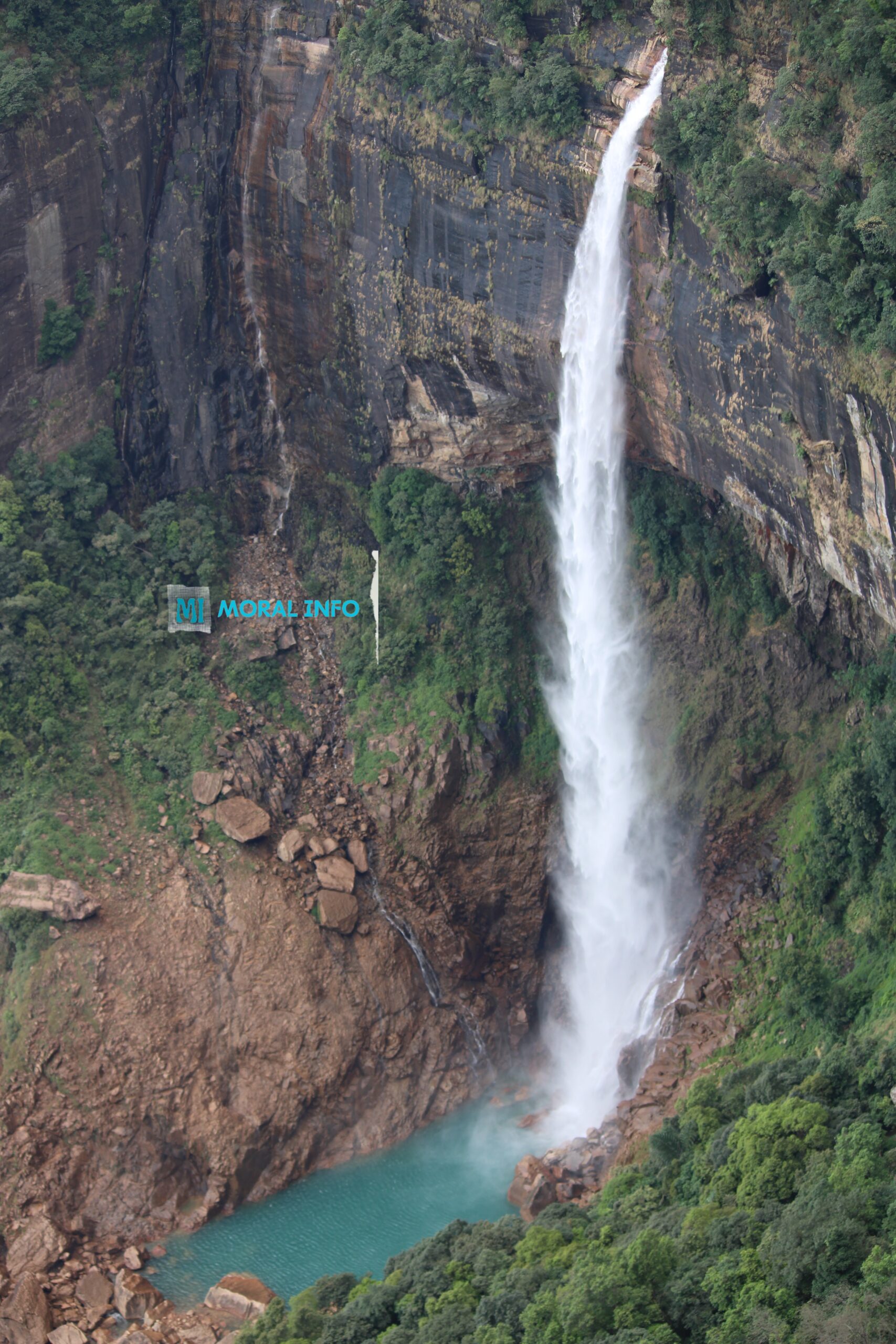 Nature: Exploring Cherrapunji's Abode and Sohra Waterfalls